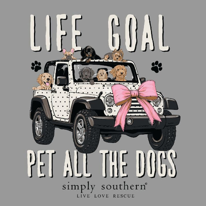 Close up of Jeep filled with dogs and pink bow detail on Pet All The Dogs shirt