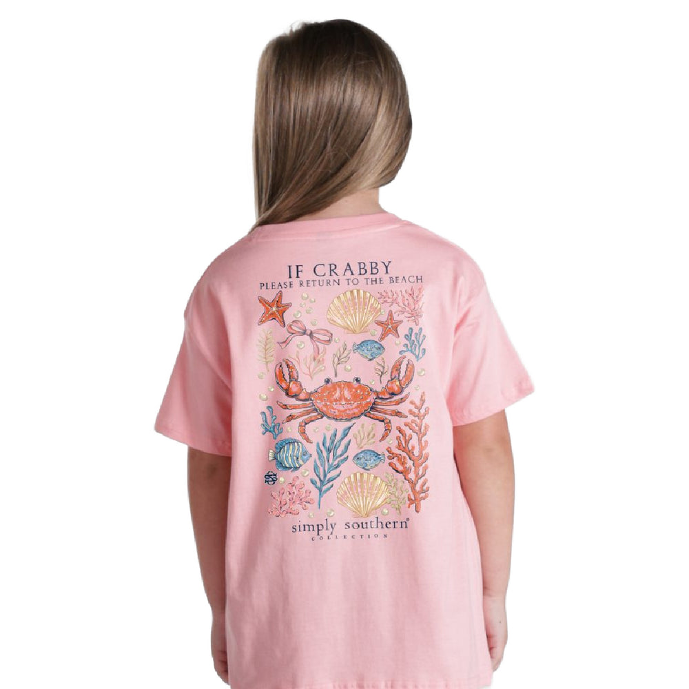Girl wearing Simply Southern pink beach t-shirt with crab design
